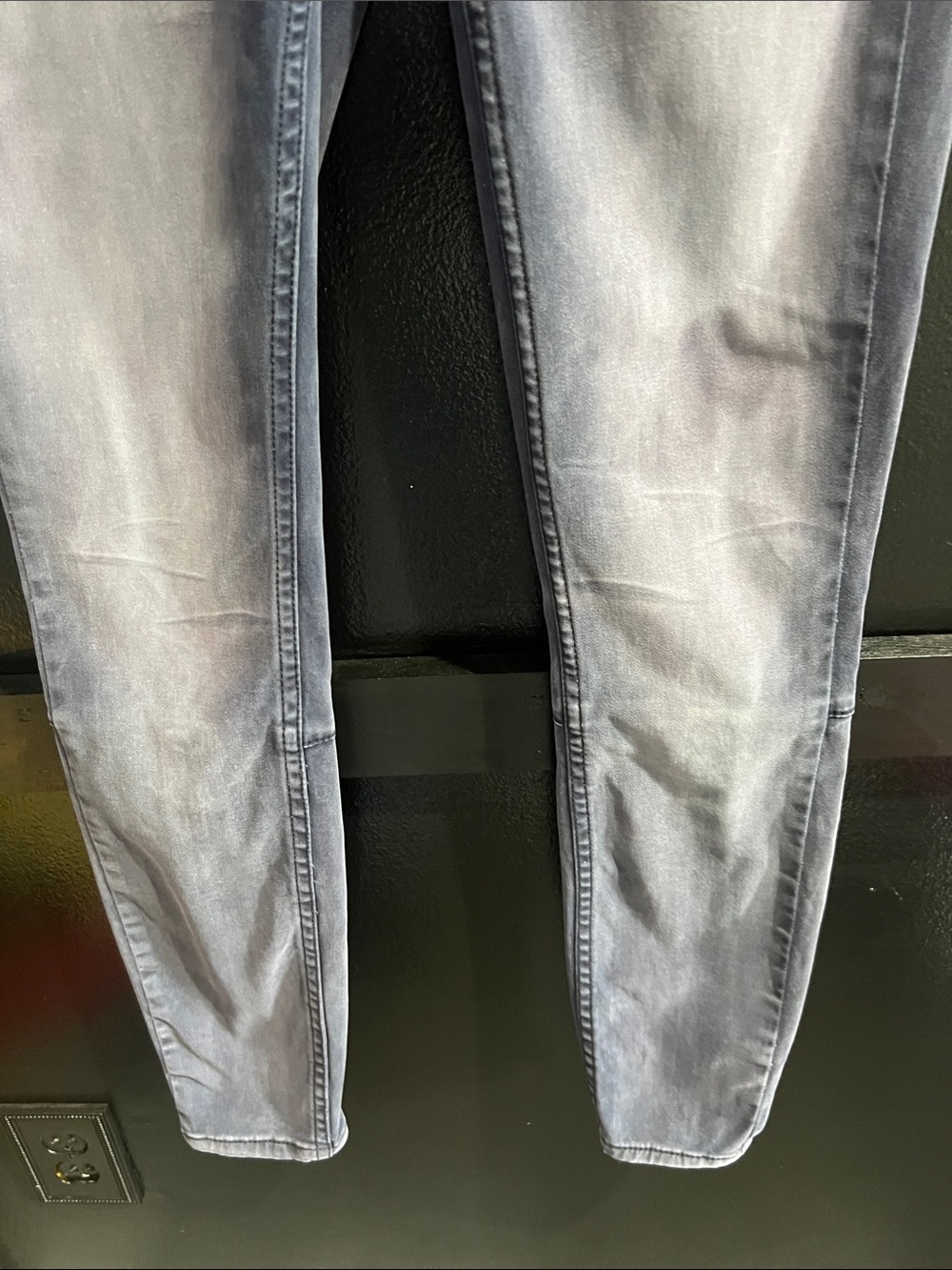 Free People | Dusty Violet Washed Jeans | Size XS - Picture 9 of 14